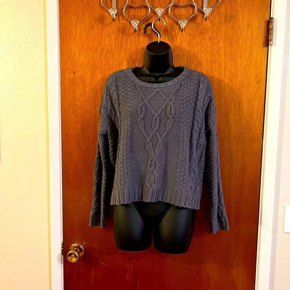 Mudd Gray Cable Knit Cropped Sweater Women's Small Cozy Fall Winter Top Pullover - Picture 7 of 14